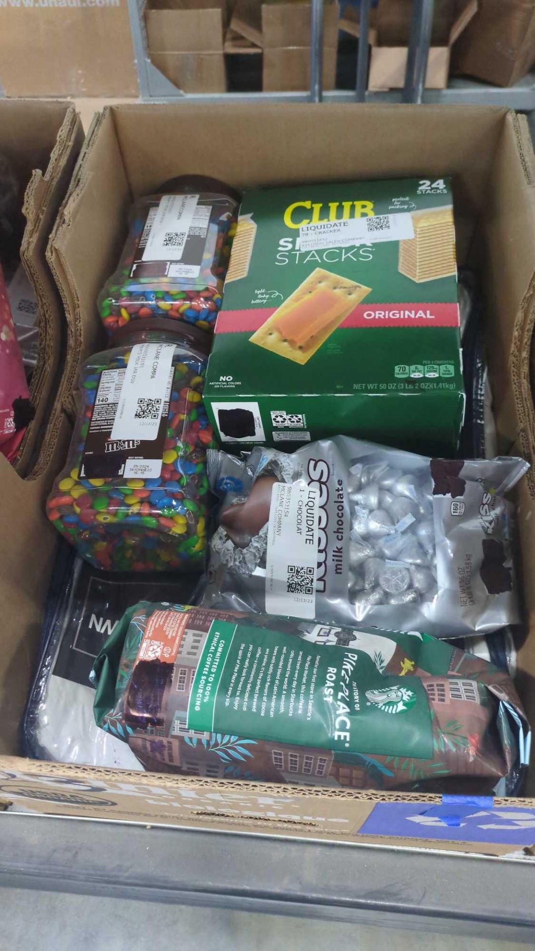 Rolling Rack: big box store items: Chex, Reeses trees, Reynolds liners, Folgers, Hersheys chocolate, - Image 8 of 12