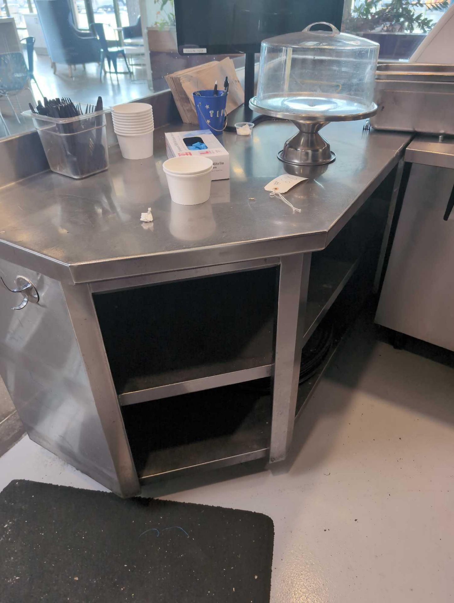 Stainless steel corner table