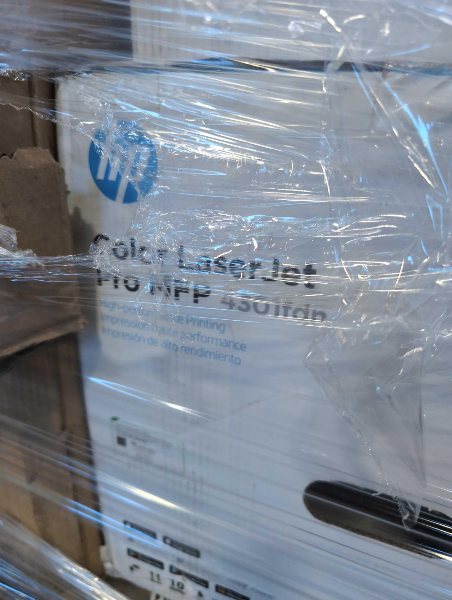 Pallet- HP Color Laserjet Pro MFP 4301fdn printer, deli container, Foam foil roll, bestway kids pool - Image 4 of 14