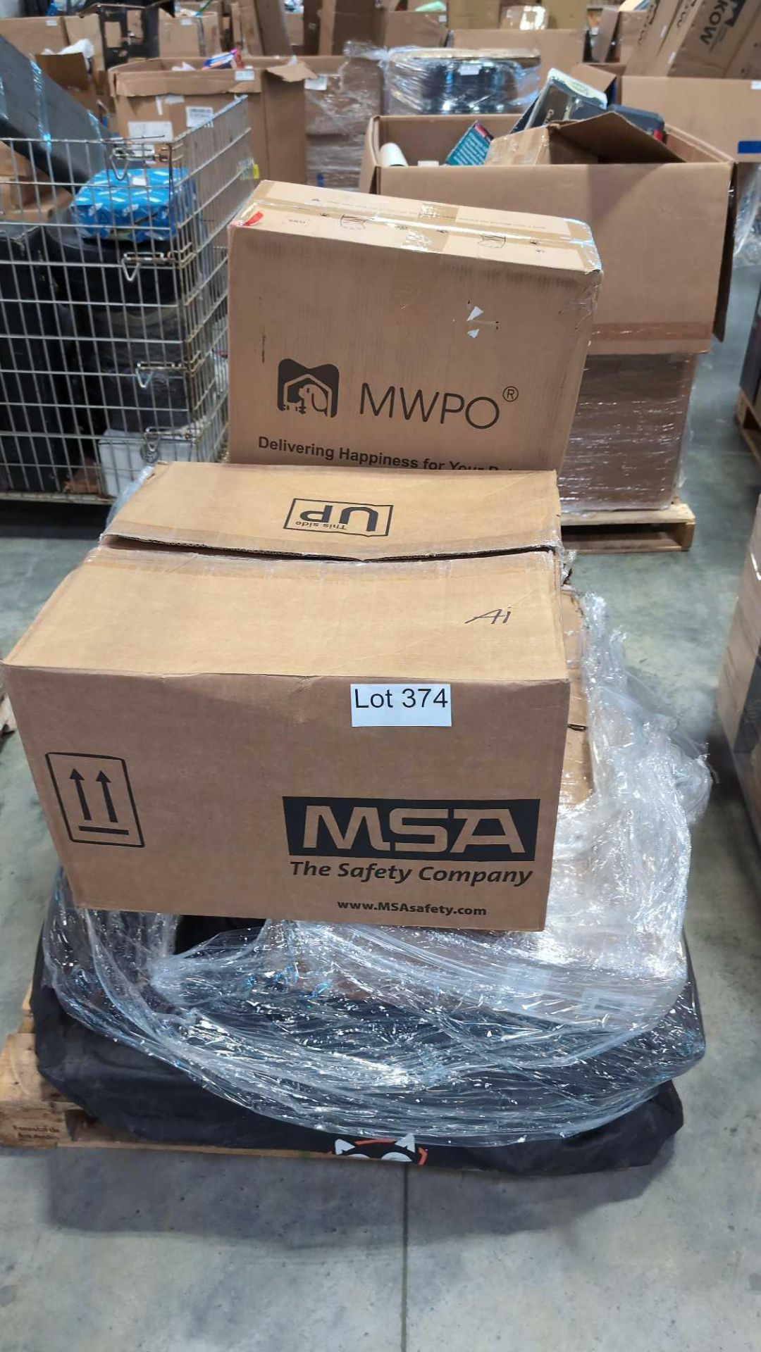 MSA Hard Hats, righline gear, pet supplies and more - Image 6 of 9