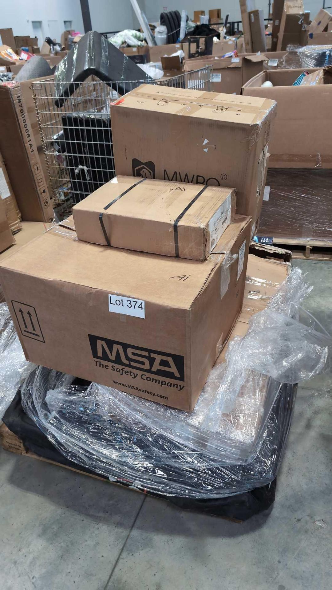 MSA Hard Hats, righline gear, pet supplies and more - Image 9 of 9