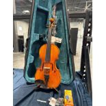 Violin 4/4 with stand