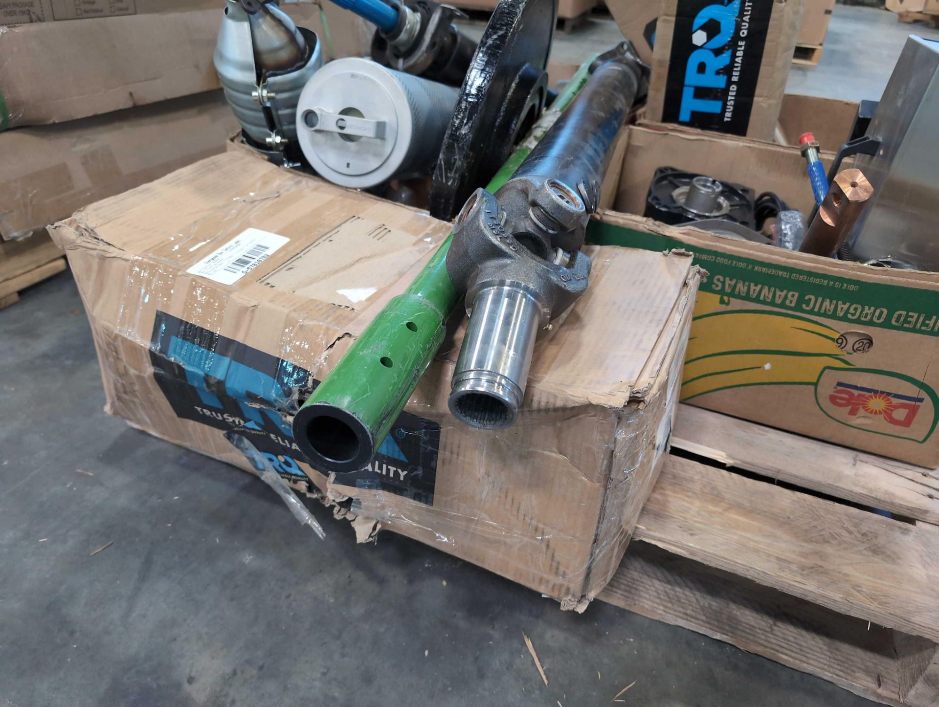 (2) pallets electric tiller, telescope, and misc industrial and auto - Image 14 of 17