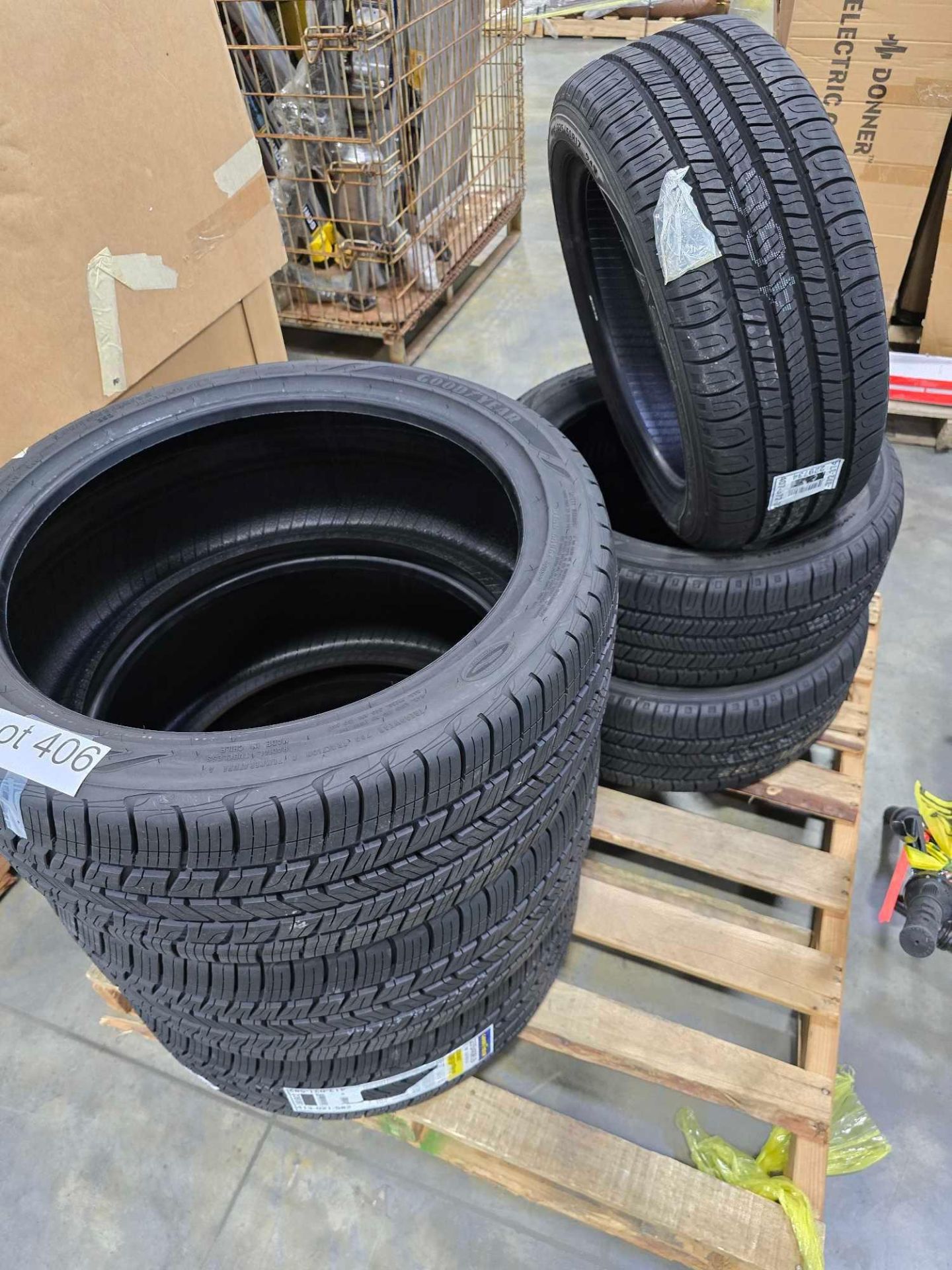 Tires: 3 Goodyear 235 40 R19 and 3 Goodyear 225 50R17 - Image 8 of 8