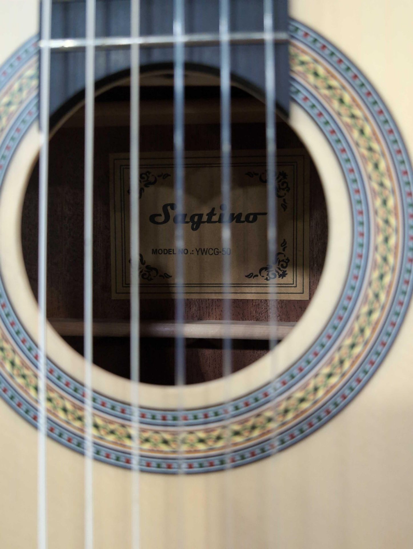 acoustic cutaway in classical guitar - Image 3 of 9