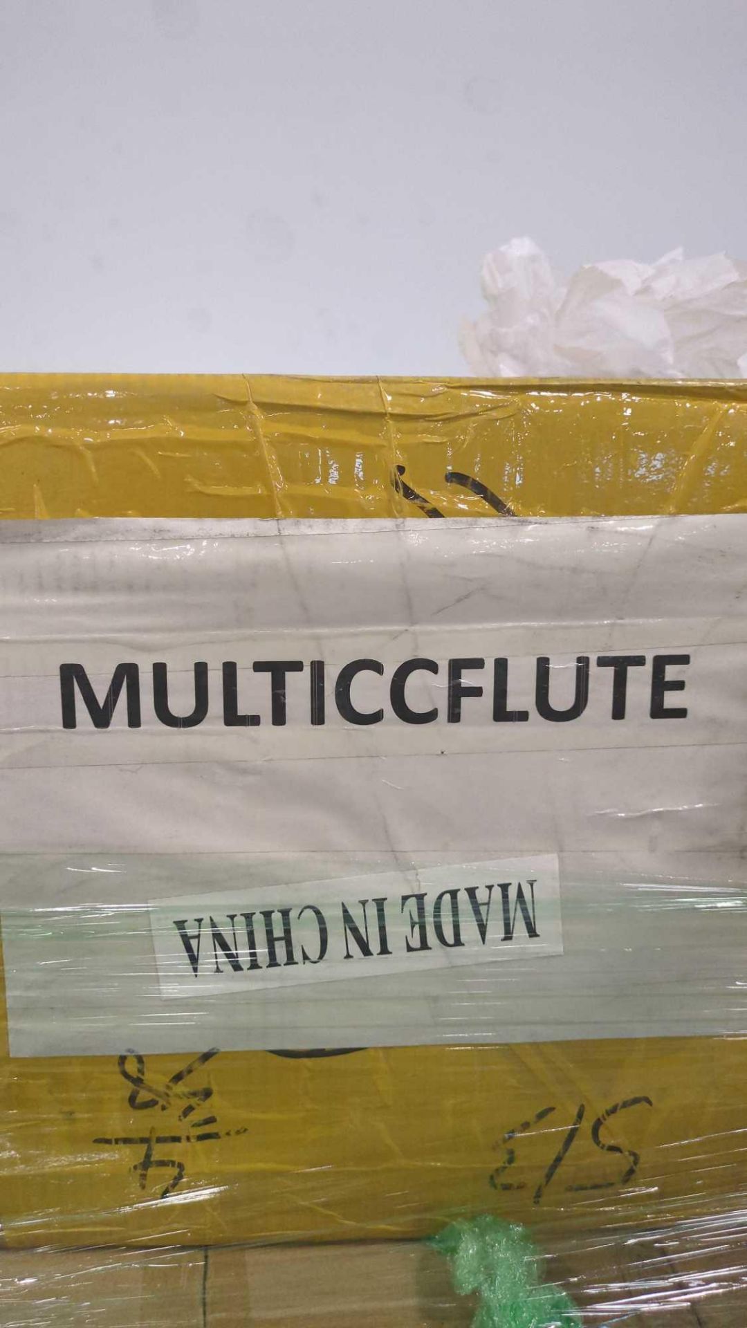 pallet of multiccflutes and metal banana stands - Image 2 of 9