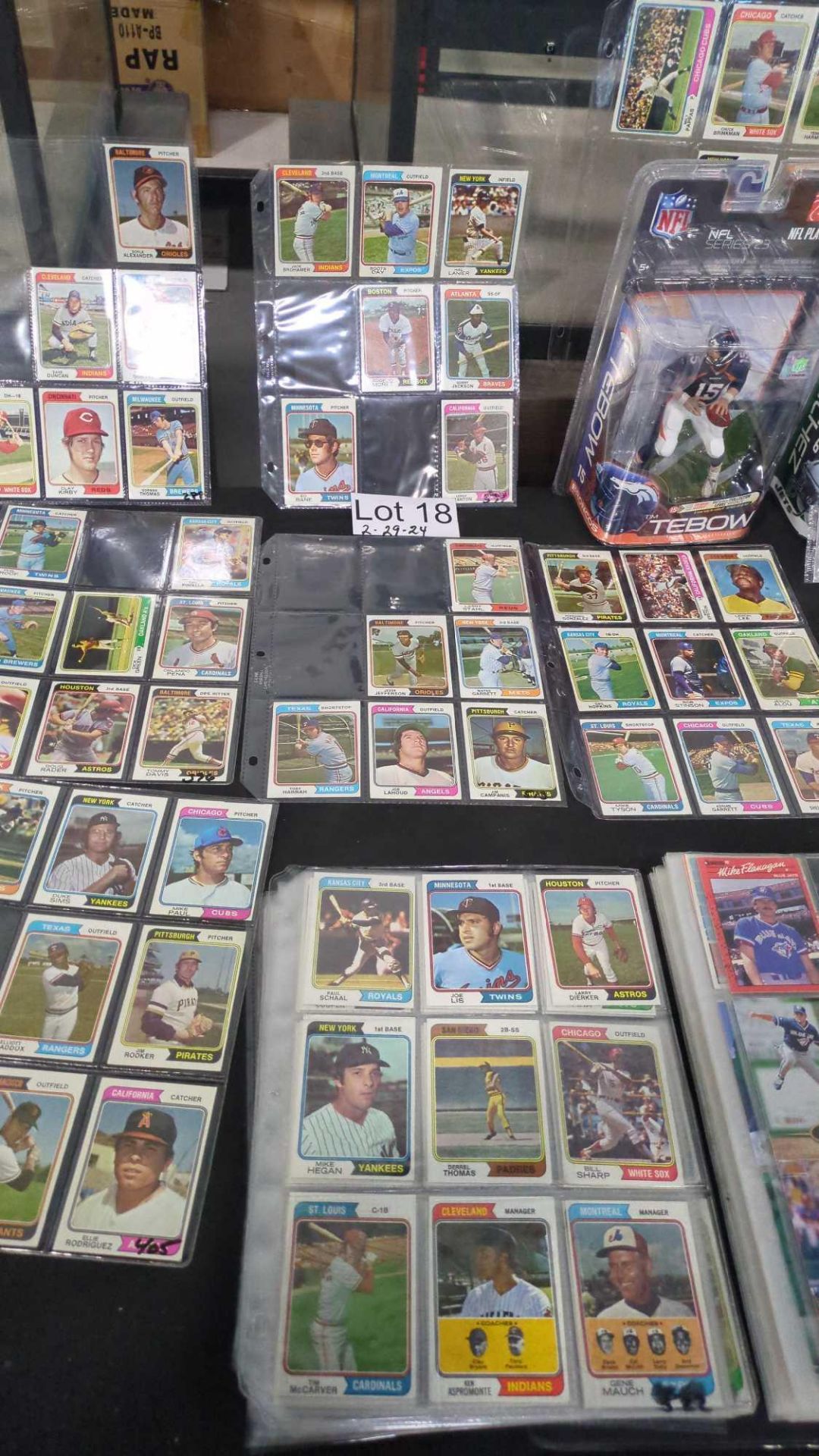 vintage baseball cards and sports memorabilia - Image 6 of 13