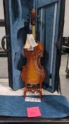*Violin 4/4 Oblong case w/stand upgraded Fittings