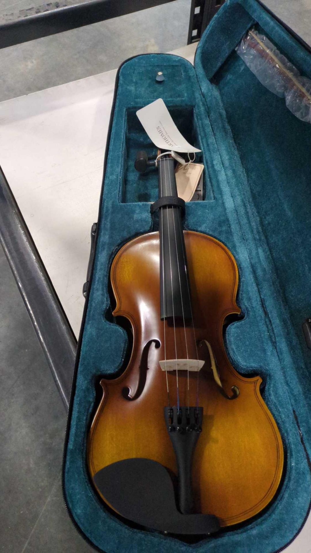 *2 Violins 4/4 with Cases - Image 4 of 6