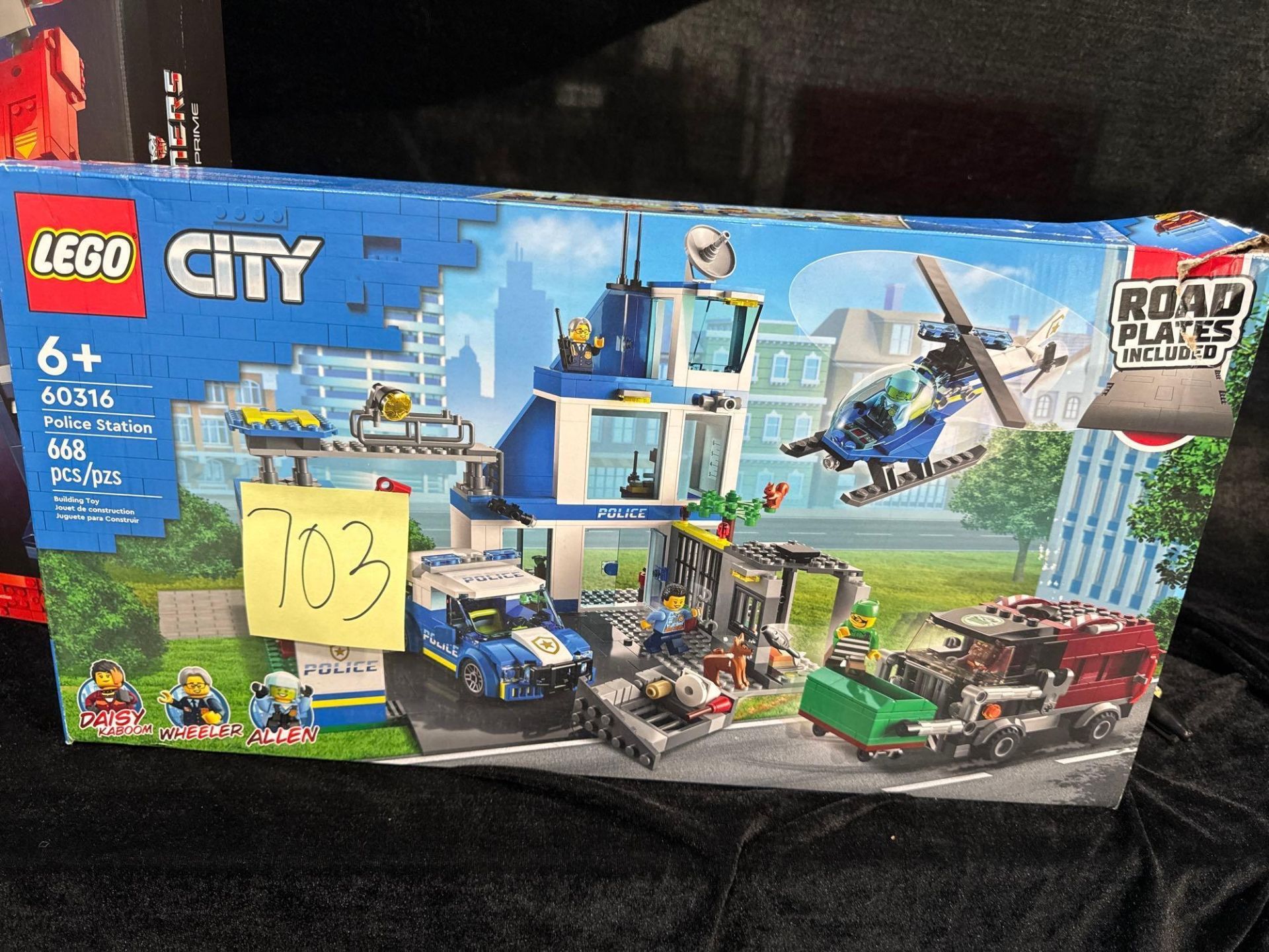 *Legos: Transformer, The Office and Police station - Image 2 of 4