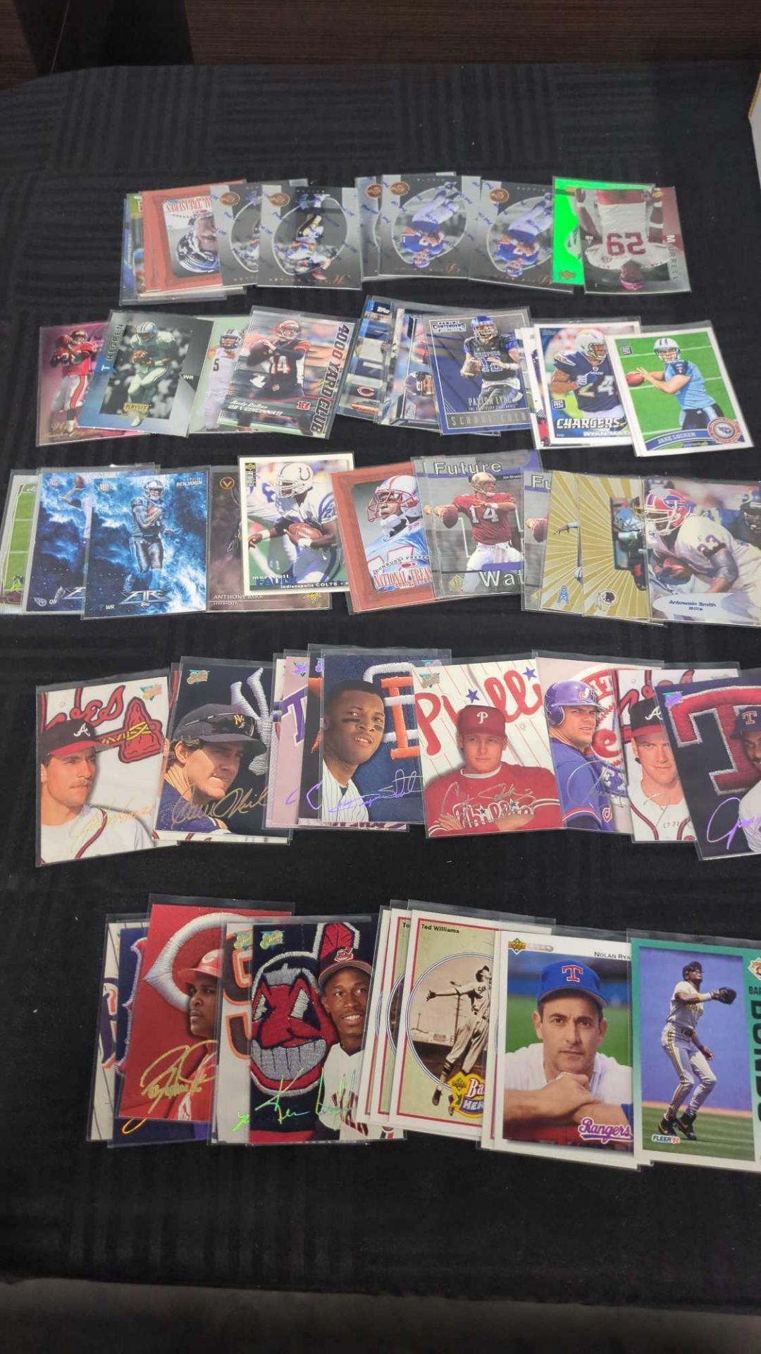 *Large Box of Baseball Cards - Image 2 of 7