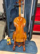 Violin 4/4 Oblong case with stand