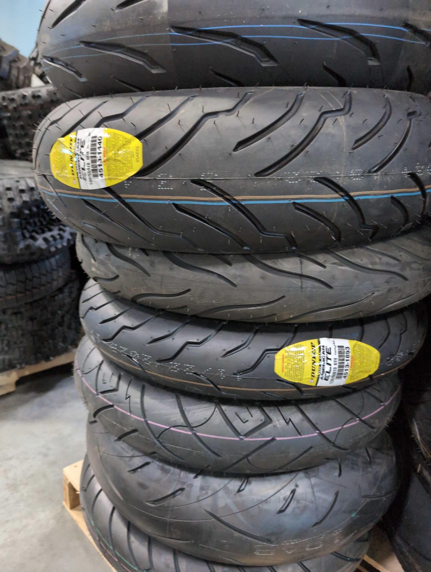 pallet of Dunlop elite in Michelin motorcycle tires - Image 2 of 8