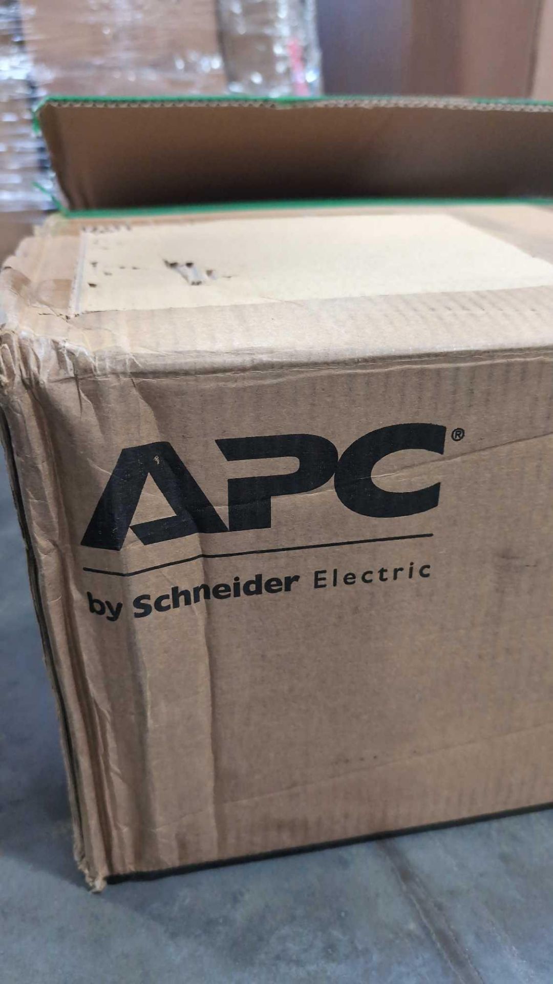 APC uninterruptible power supply - Image 6 of 7