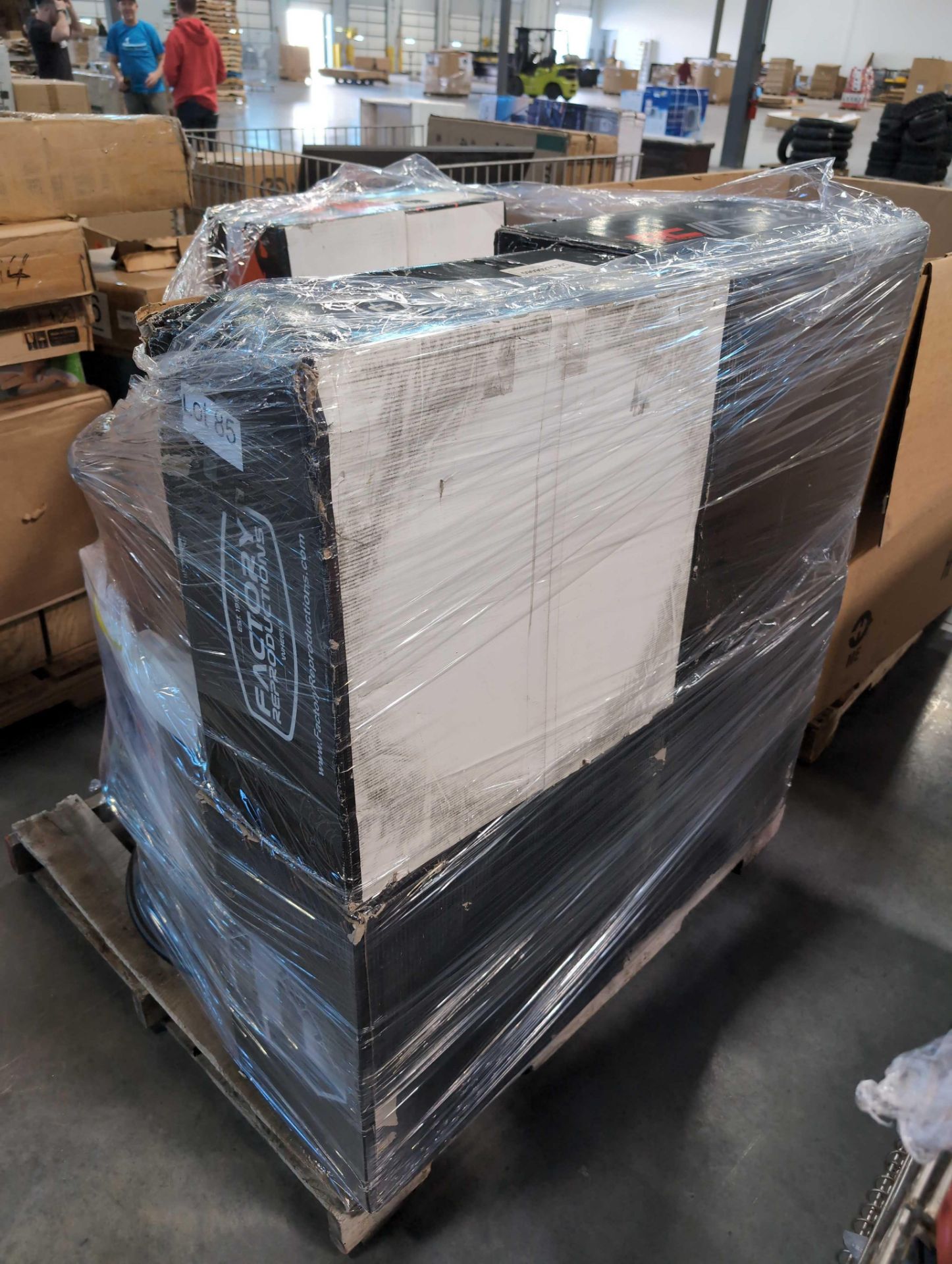 Pallet of Rims - Image 2 of 10
