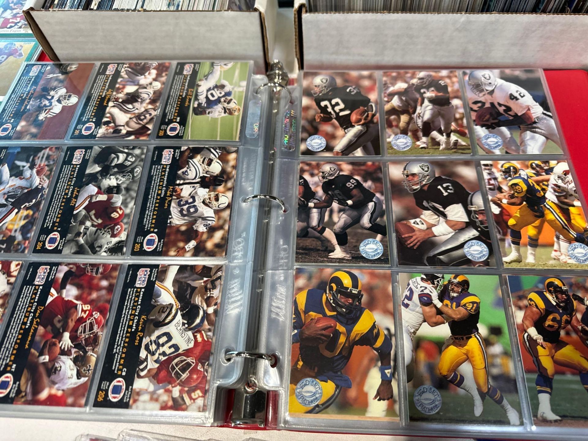 large lot of football cards - Image 7 of 19
