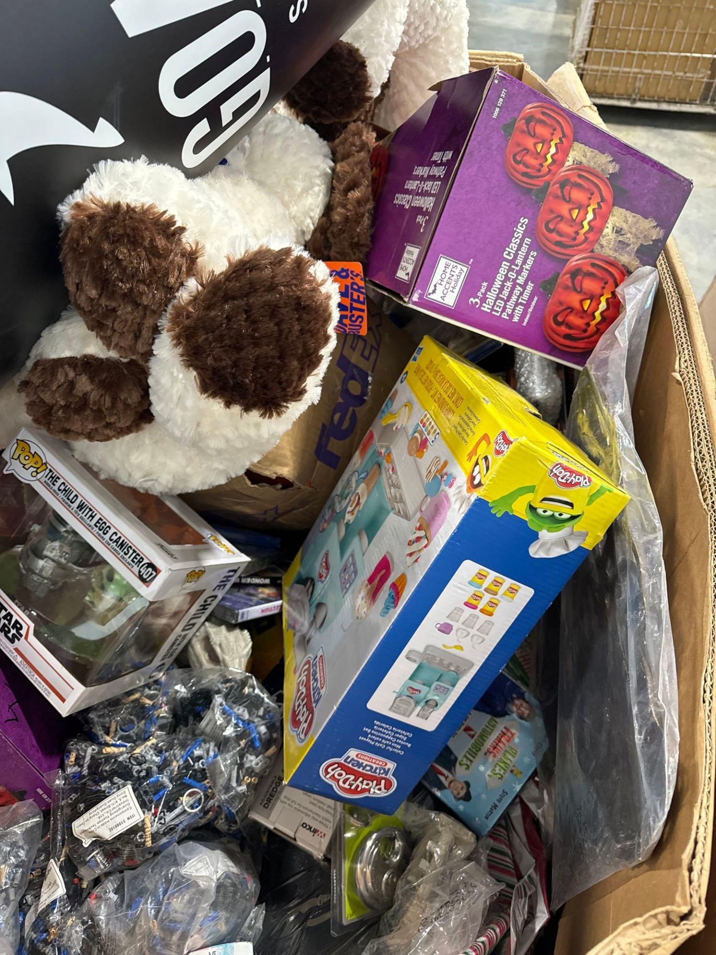 pumpkins, Play-Doh, dog, goat fuel sports energy container, the child and miscellaneous - Image 7 of 7