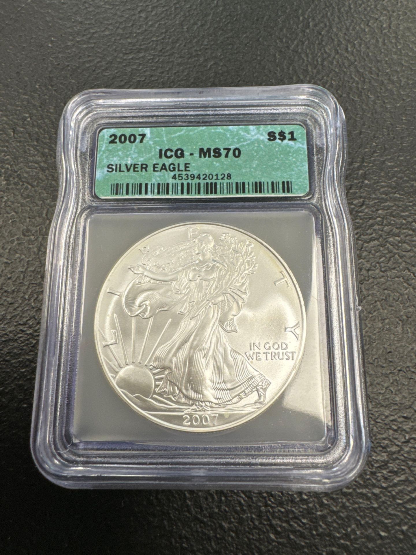 2-2007 Silver Eagles, certified MS69 and MS70 - Image 4 of 5