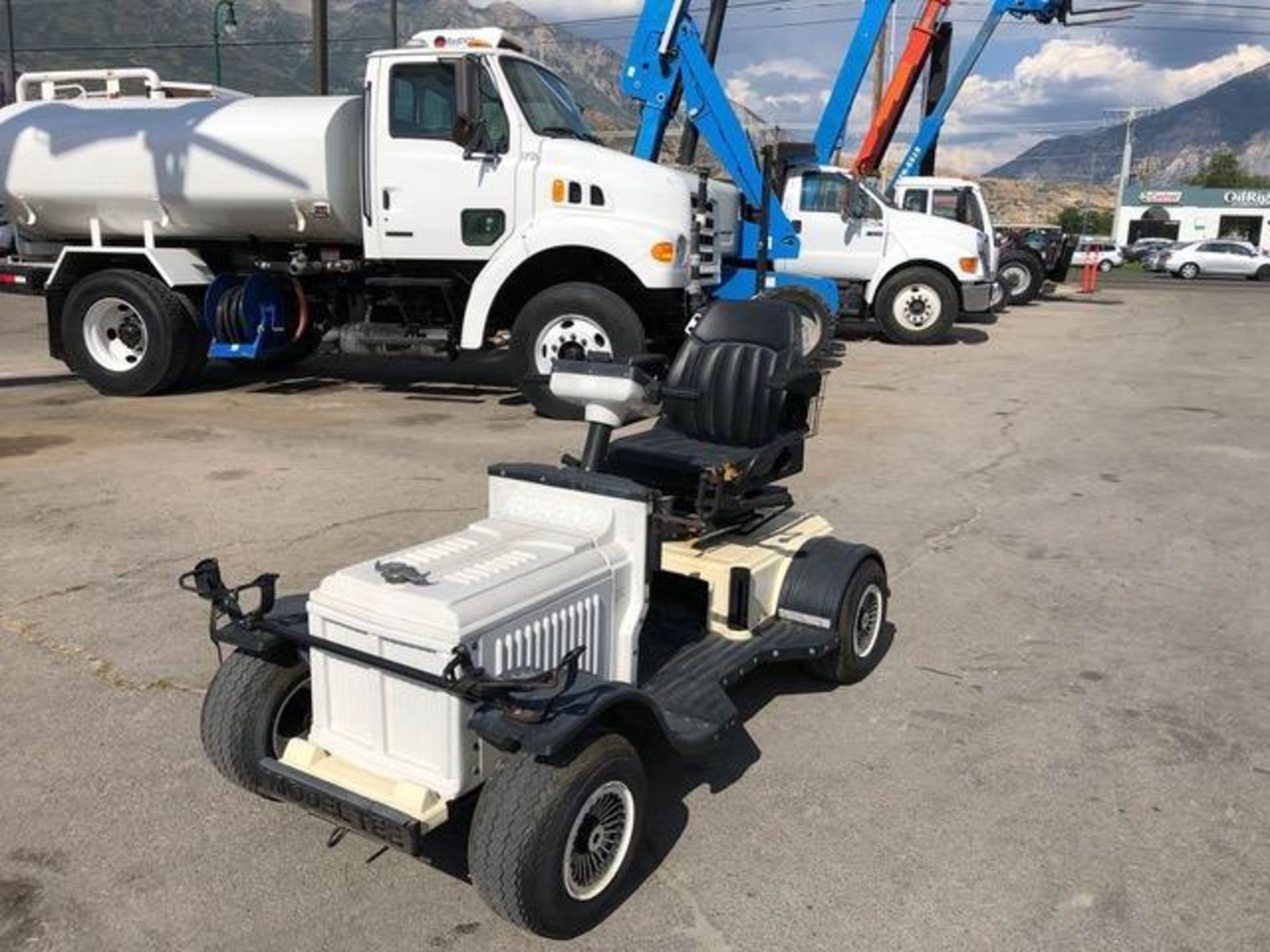 Model Tee Golf Cart, POwer Chair Model Tee Electric Wide Track ADA 36V, Right or Left Hand Speed & B