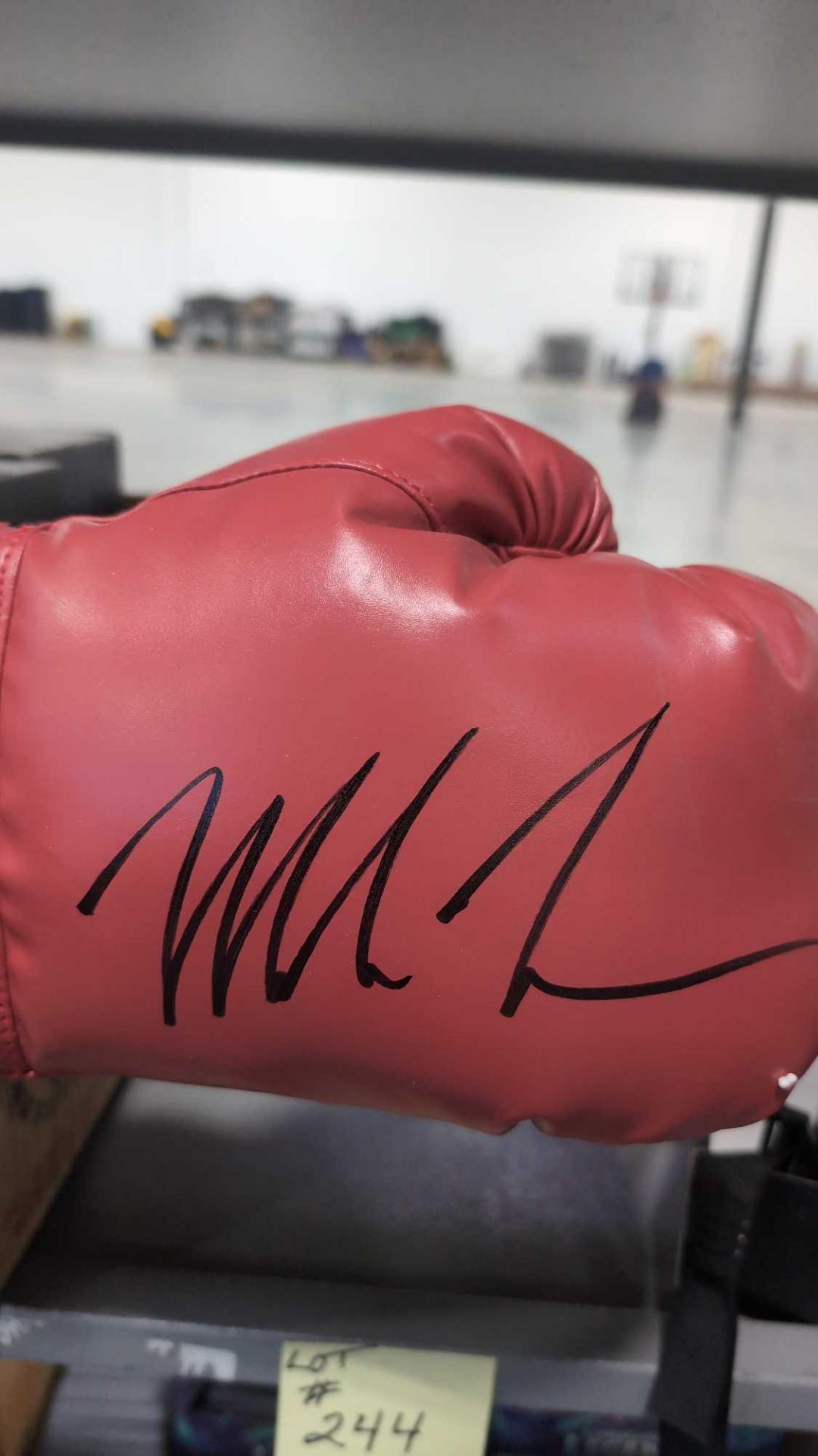 Mike Tyson signed Everlast glove authenticated by JSA - Image 3 of 3