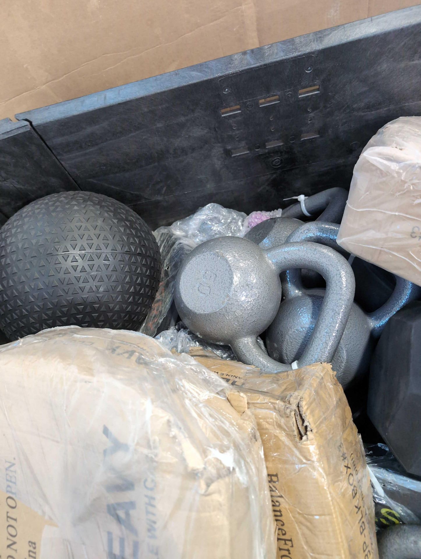 Bin of weights - Image 4 of 10