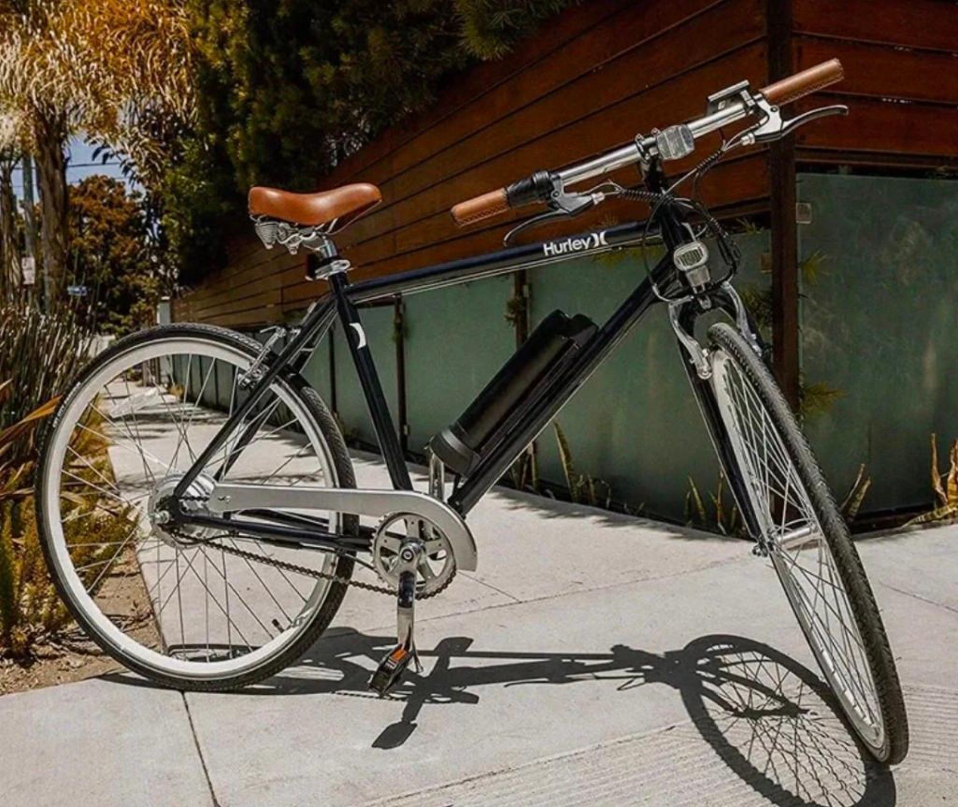 Hurley e-bike Amped