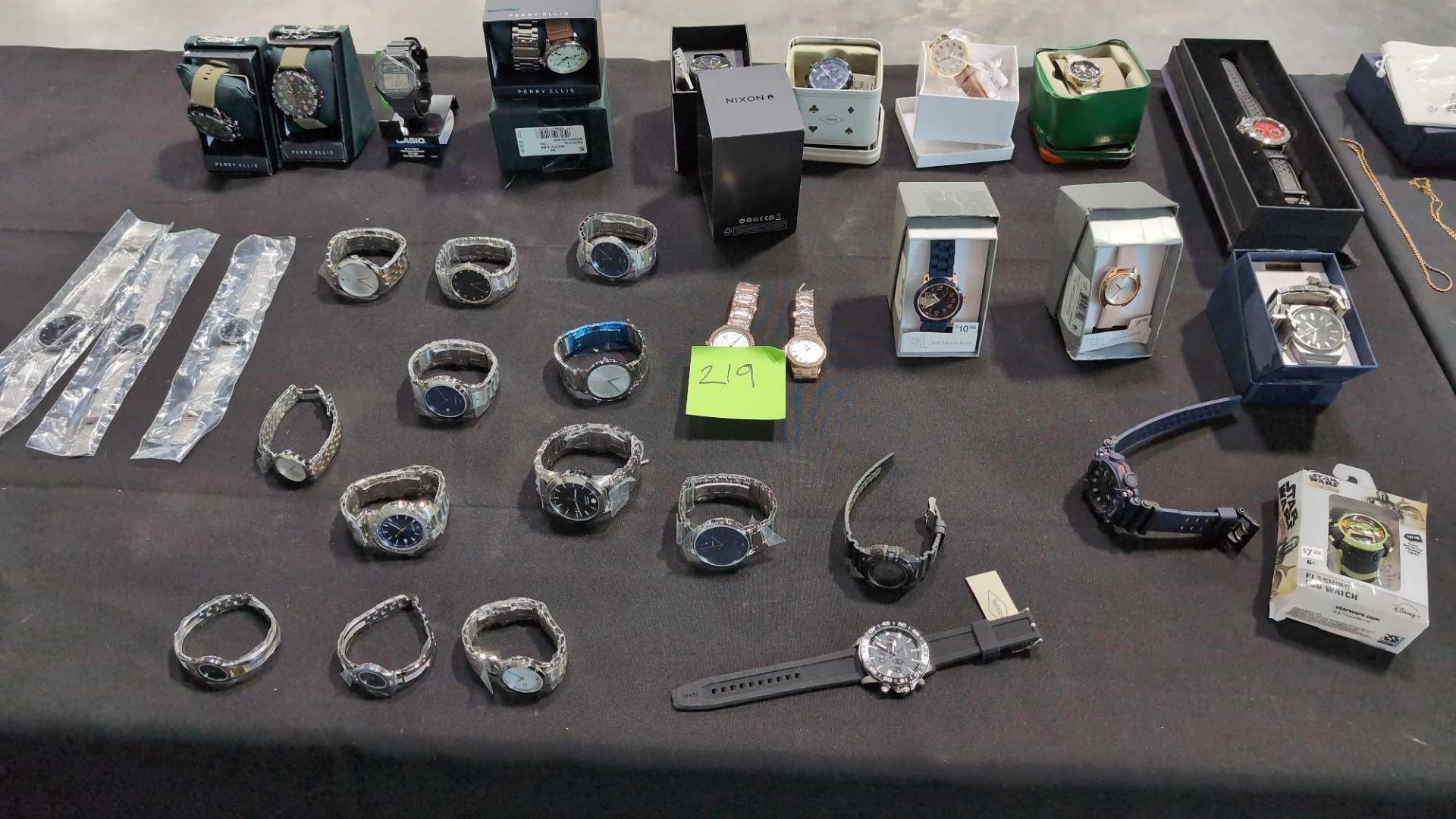 miscellaneous watches Nixon, fossil, G-Shock and more