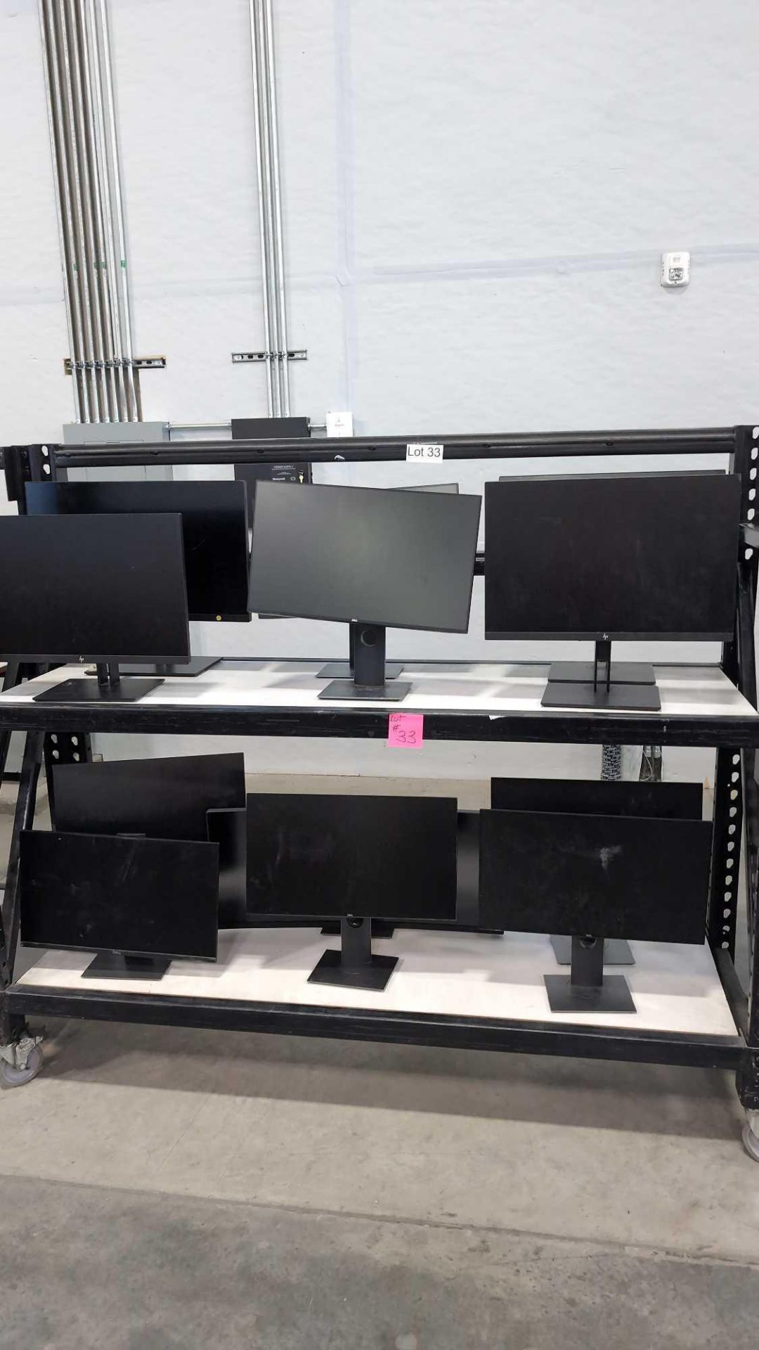 12 Dell Computer Monitors, one curved - Image 3 of 3