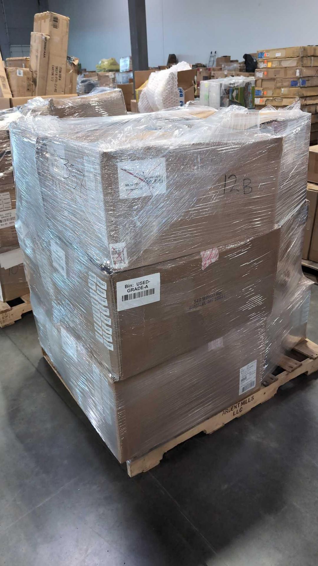 pallet of A, B and c grade shoes including Brooks, Asics GoLily, vionic, fit flop - Image 10 of 17