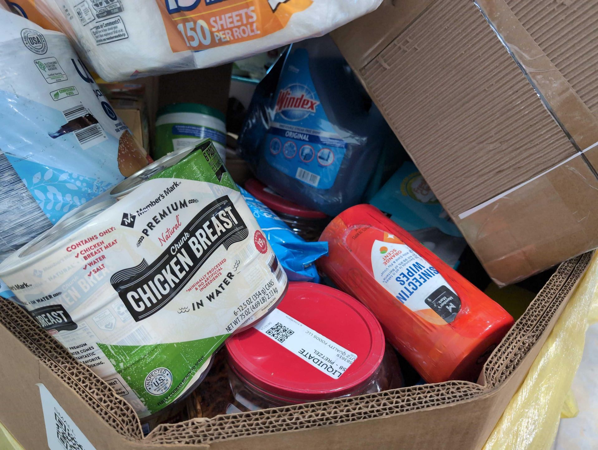 Big box store in a box: Canned chicke, Paper towels, baket chips, ketchup, trash liners, Cubii seate - Image 6 of 14
