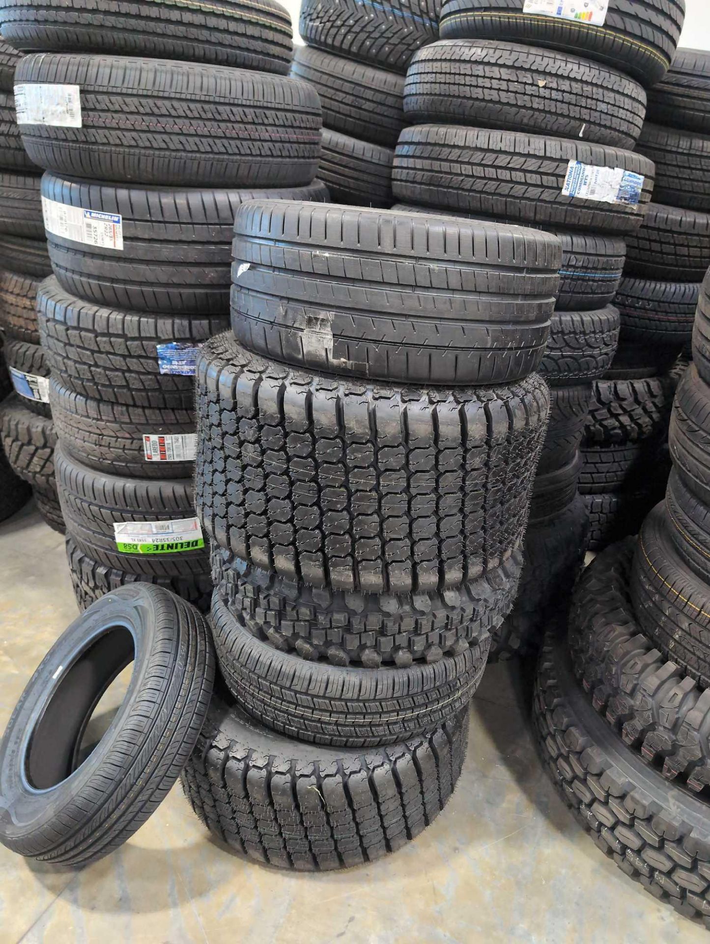 Approx 300 Tires - Image 8 of 48