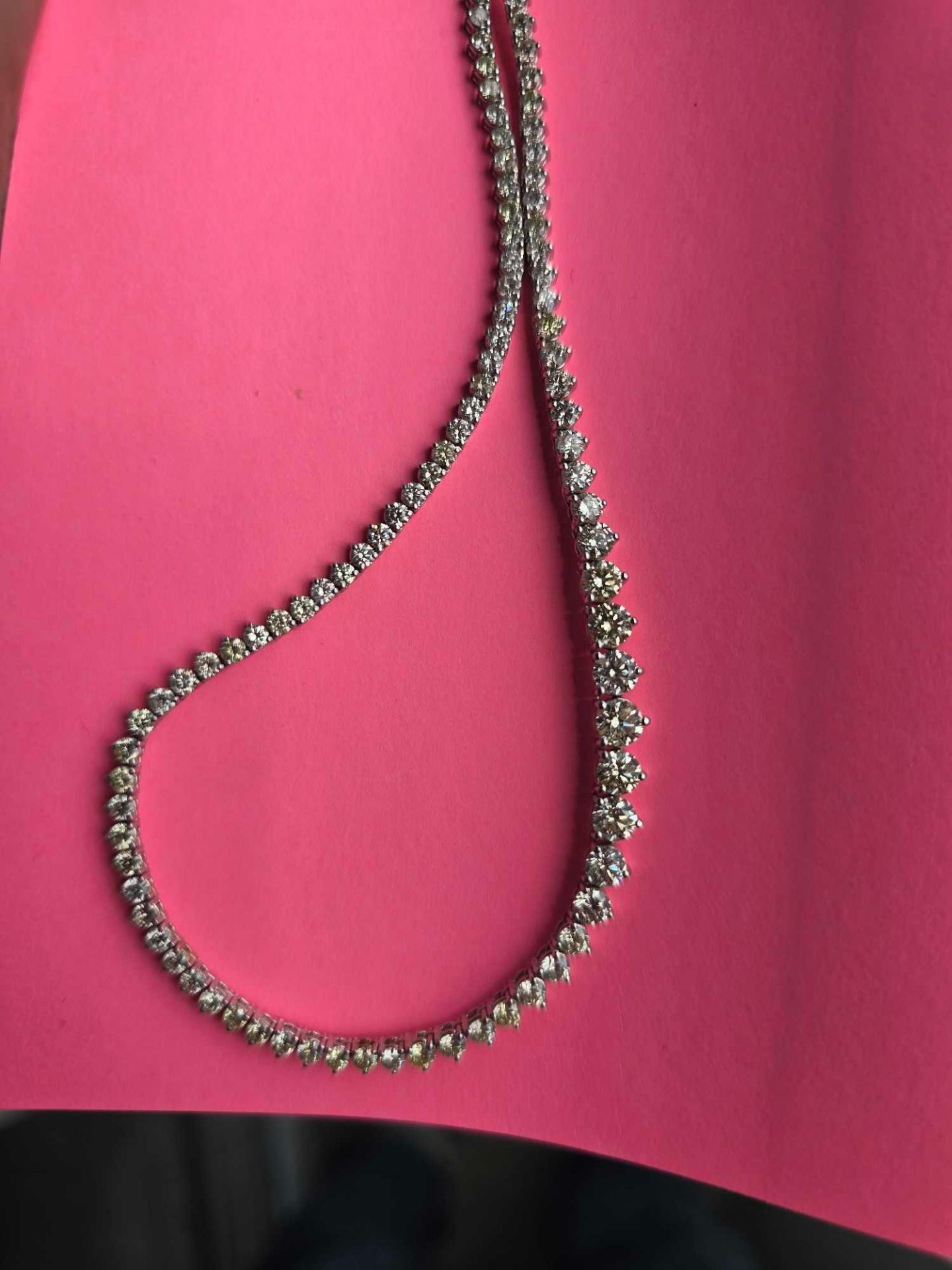 18kt White Gold diamond necklace 10.82 carats of diamonds - Image 4 of 14