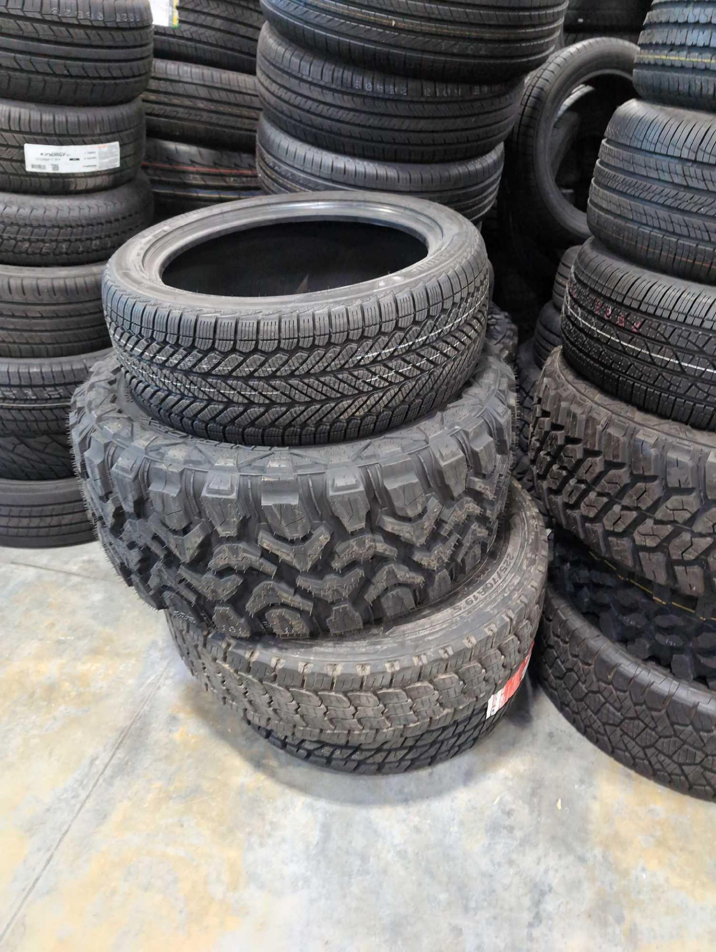 Approx 300 Tires - Image 17 of 48