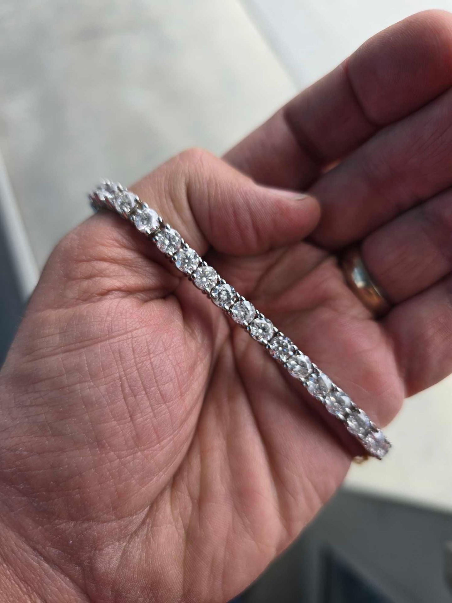 14KT Gold diamond bracelet, 33 diamonds, 16.15 carats - Image 14 of 15