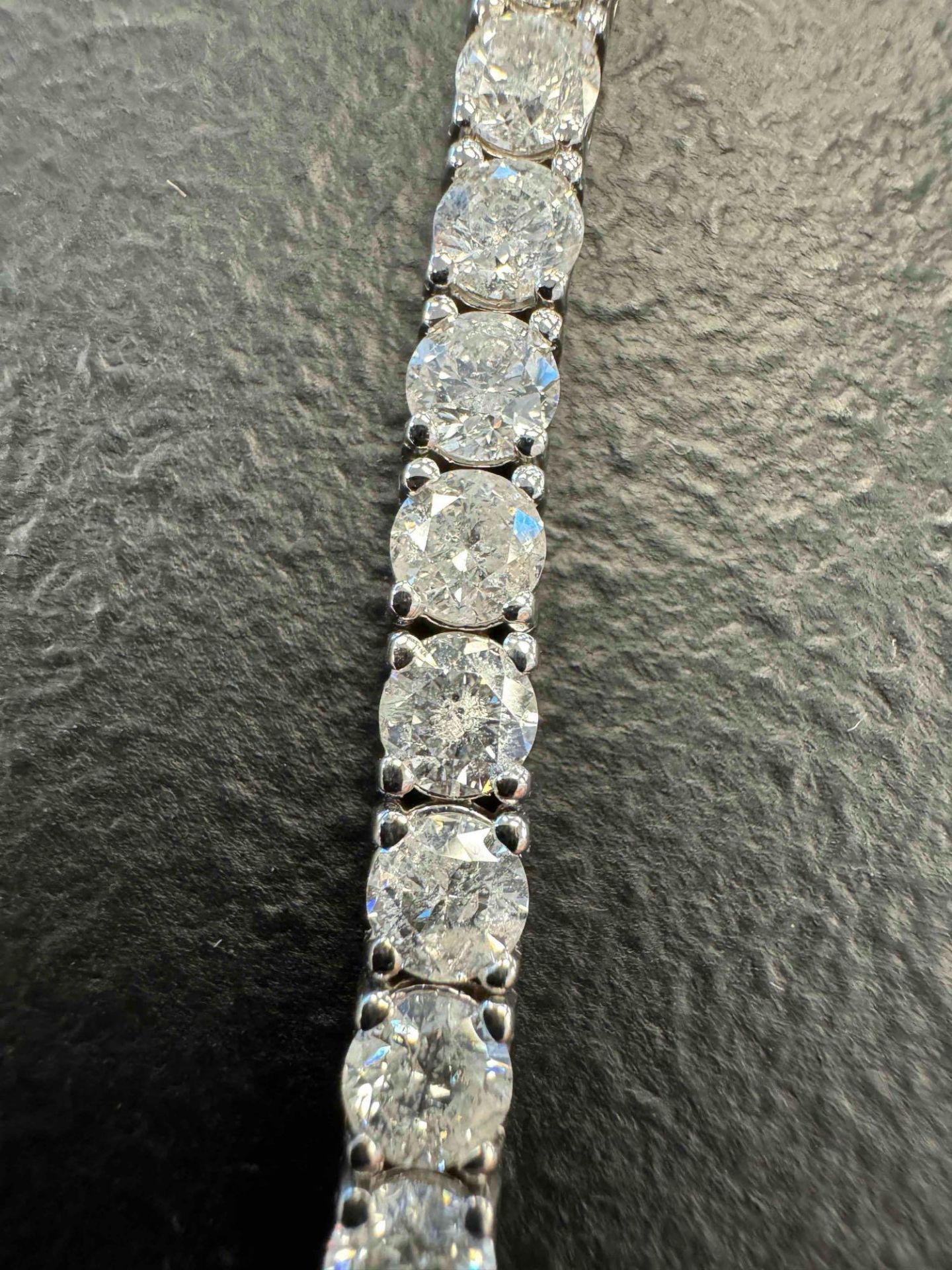 14KT Gold diamond bracelet, 33 diamonds, 16.15 carats - Image 4 of 15