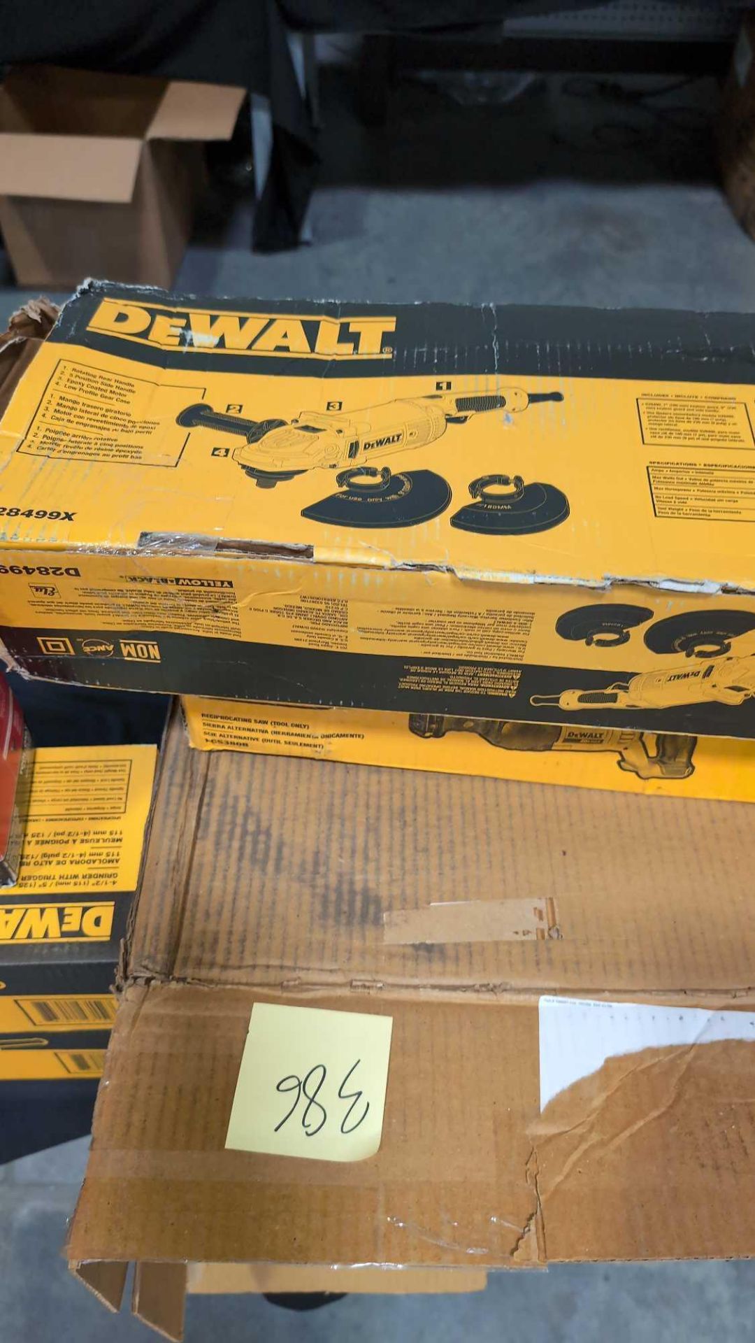 Tools: Dewalt and Milwaukee, saw grinders, Torque wrench - Image 4 of 6