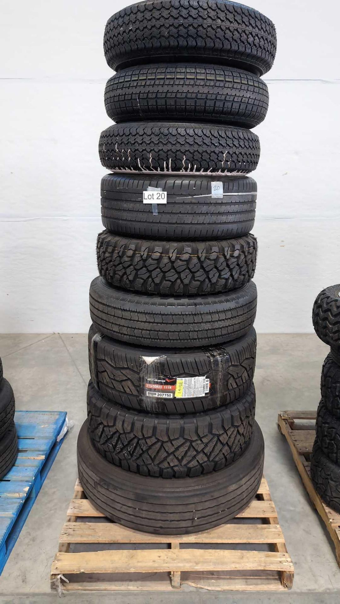 pallet of tires with wheels - Image 4 of 4