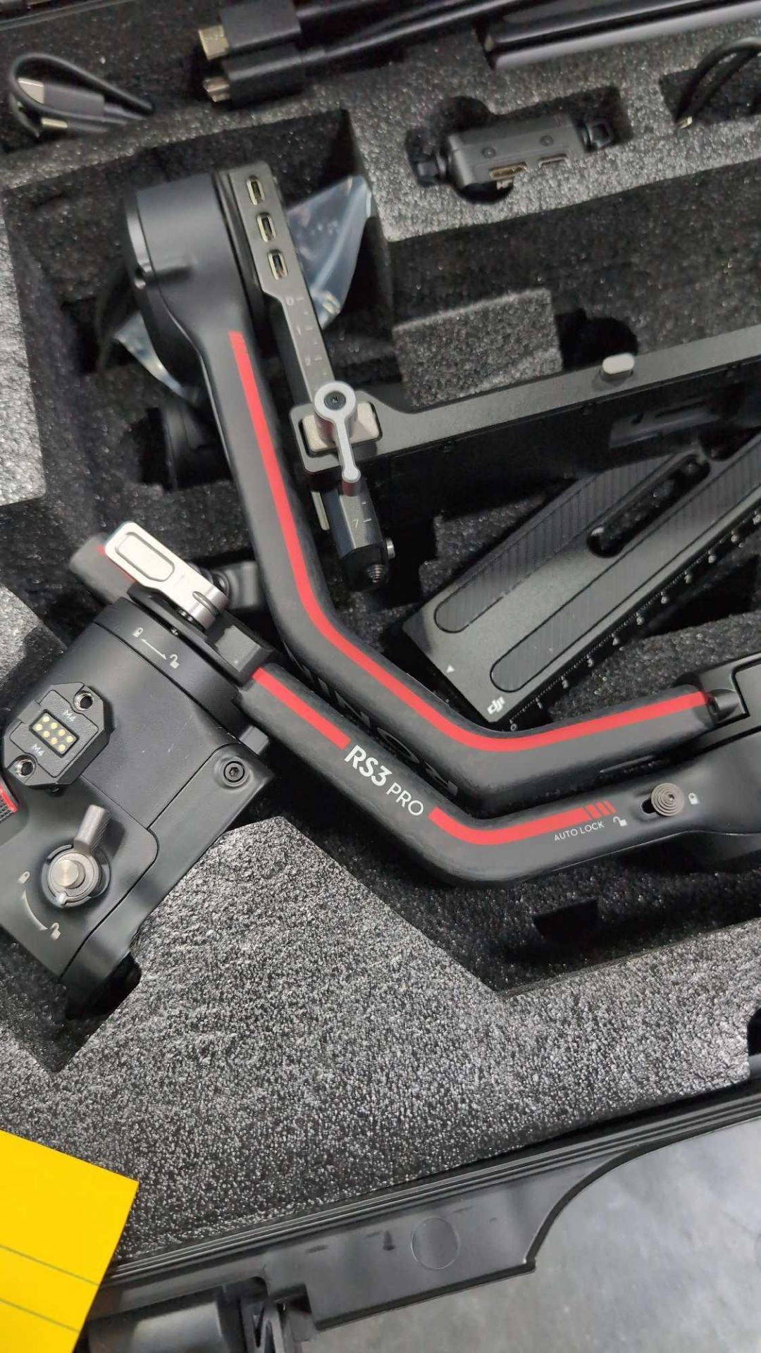 DJI Ronin rs3 pro with case - Image 3 of 4
