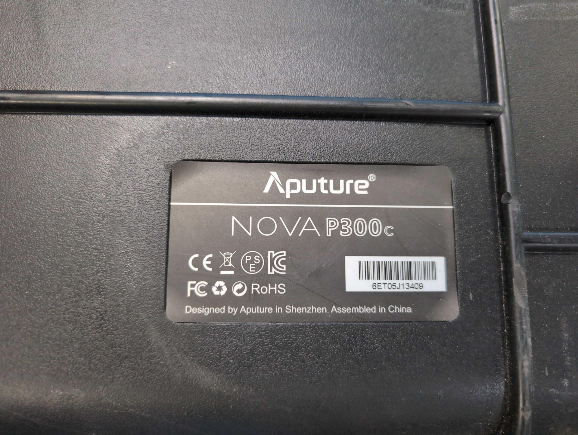 Used Aputure Nova P300c 300W RGBW LED Soft Light Panel OB with case - Image 3 of 8