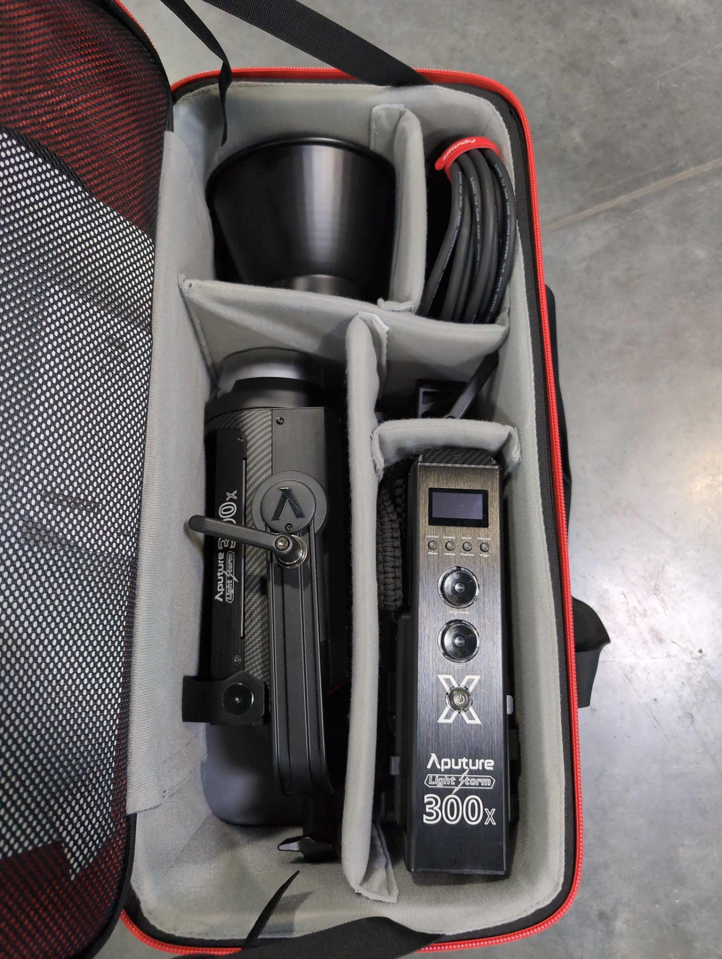 Aputure Light Storm 300x with case