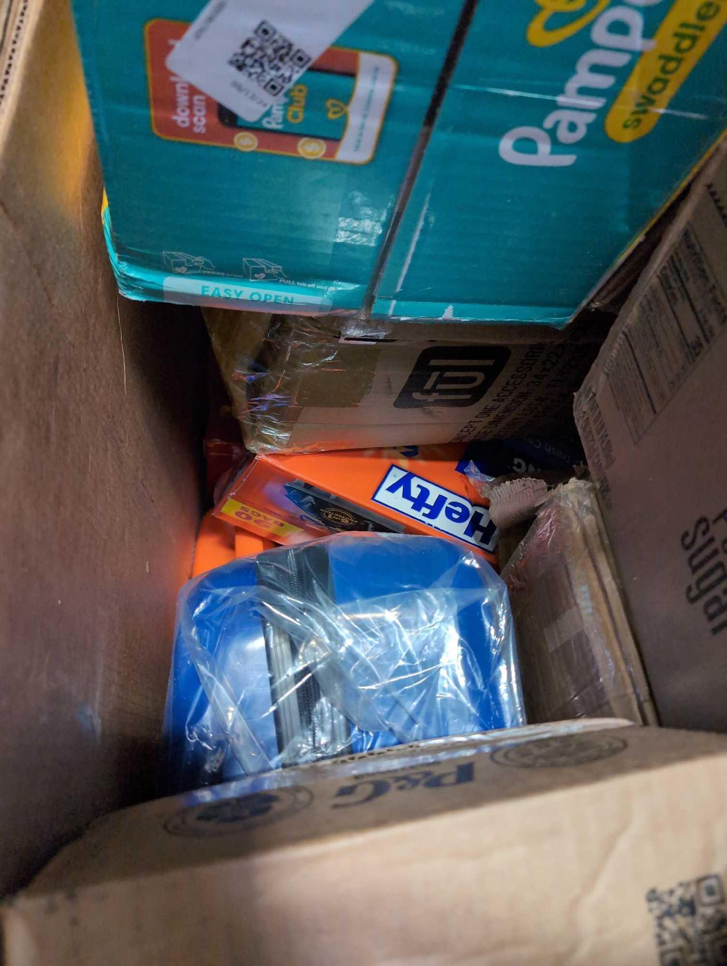 Big box store in a box: Nutrigrain, Soft hands, ziplic, popchips, dishwasher detergent, croutons, Ke - Image 11 of 14