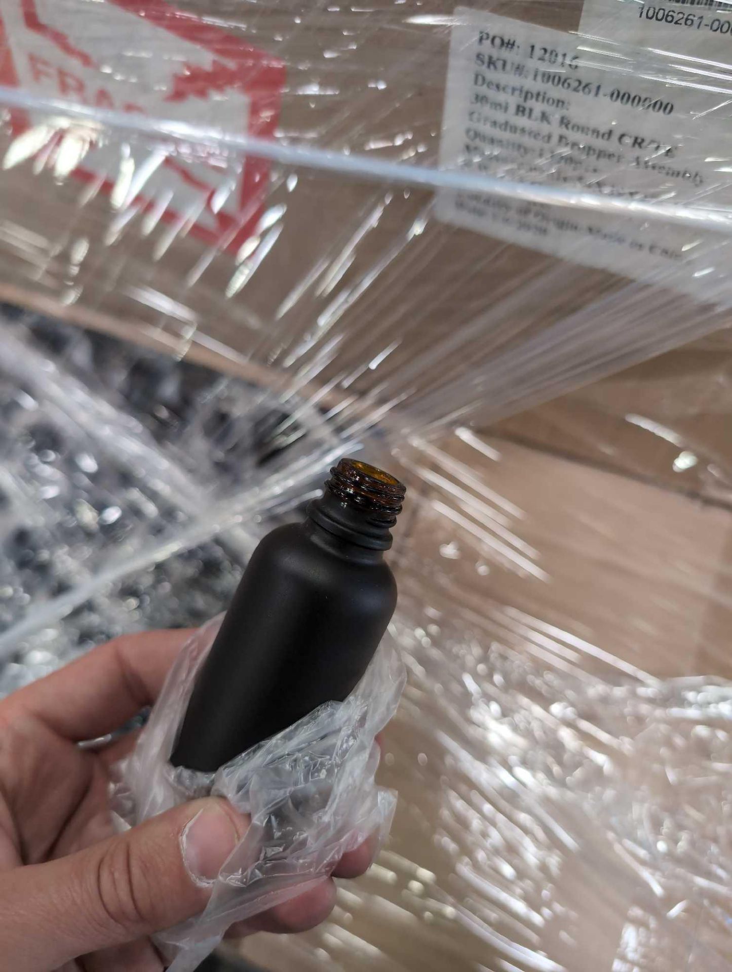 30 ML Black Glass Dropper Bottles 8910 QTY, Retail Value $1,300 - Image 9 of 11