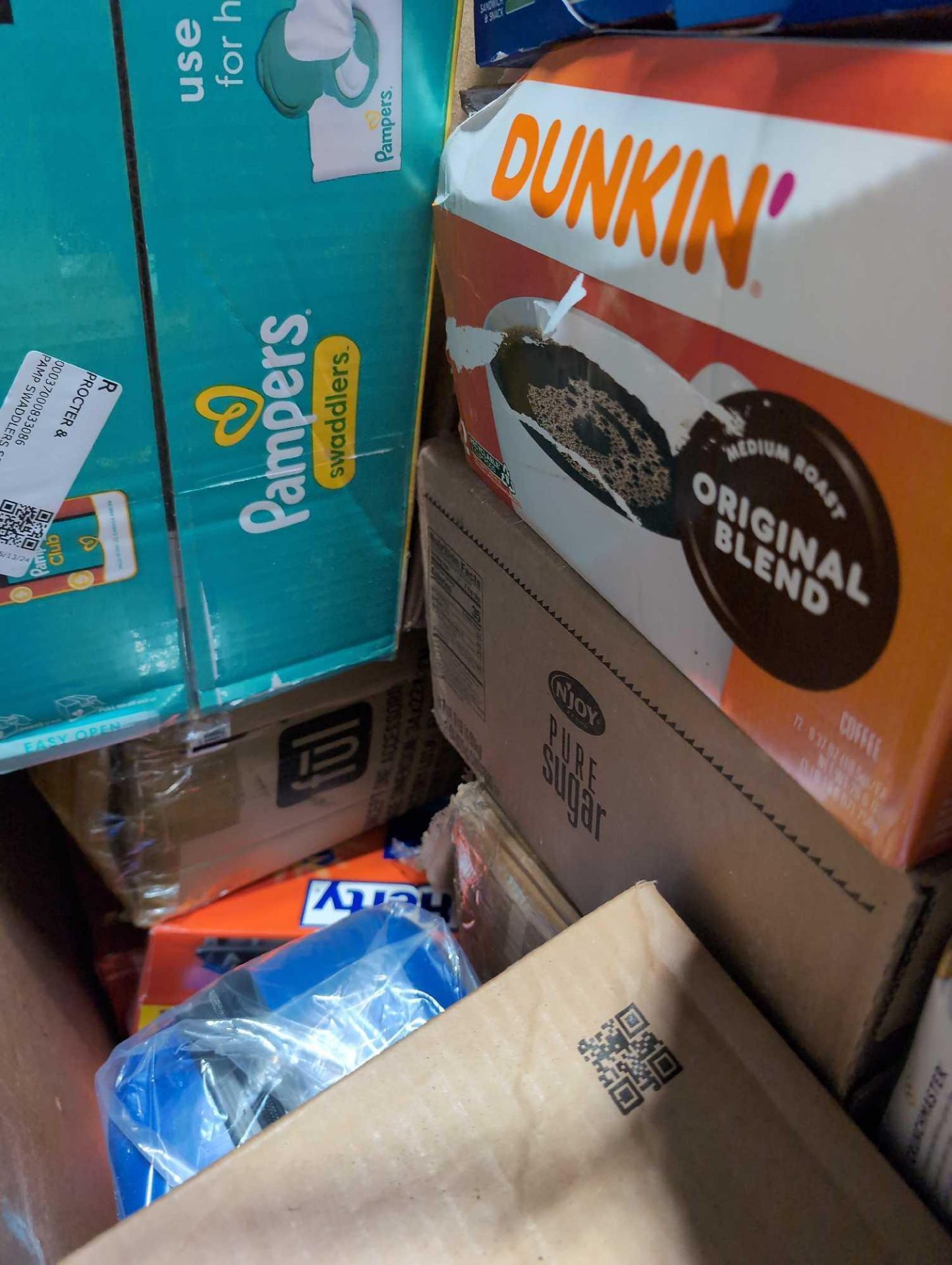 Big box store in a box: Nutrigrain, Soft hands, ziplic, popchips, dishwasher detergent, croutons, Ke - Image 10 of 14