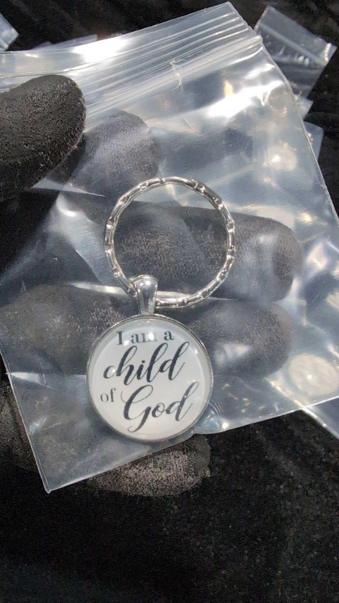 "I am Child of God" Keychains (approx 50) - Image 4 of 4
