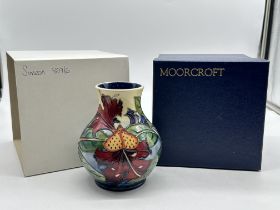 Moorcroft Pottery - Simeon Pattern Vase. Good con
