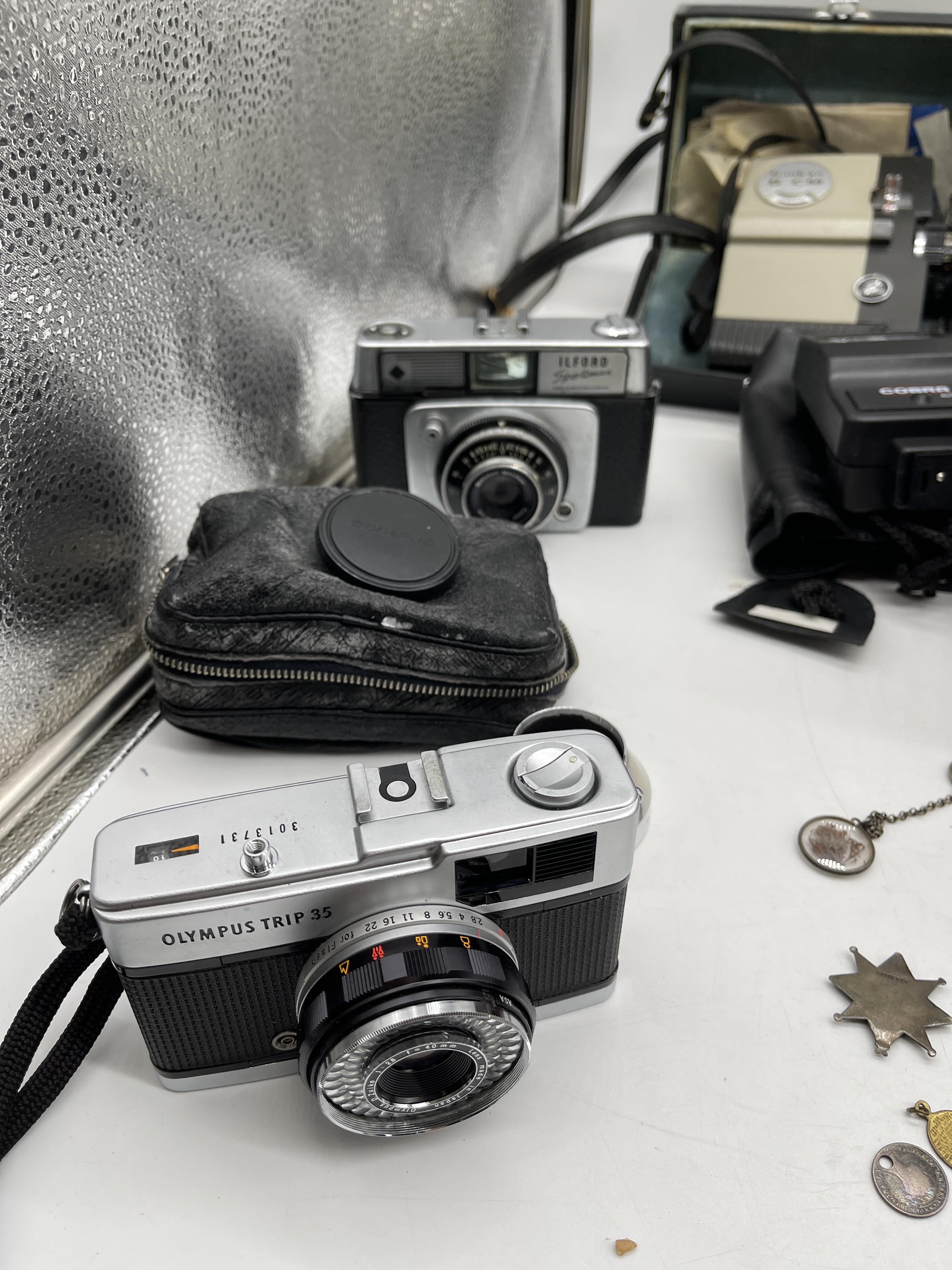Collection of Vintage Cameras, Old Coins, Dress Je - Image 7 of 24