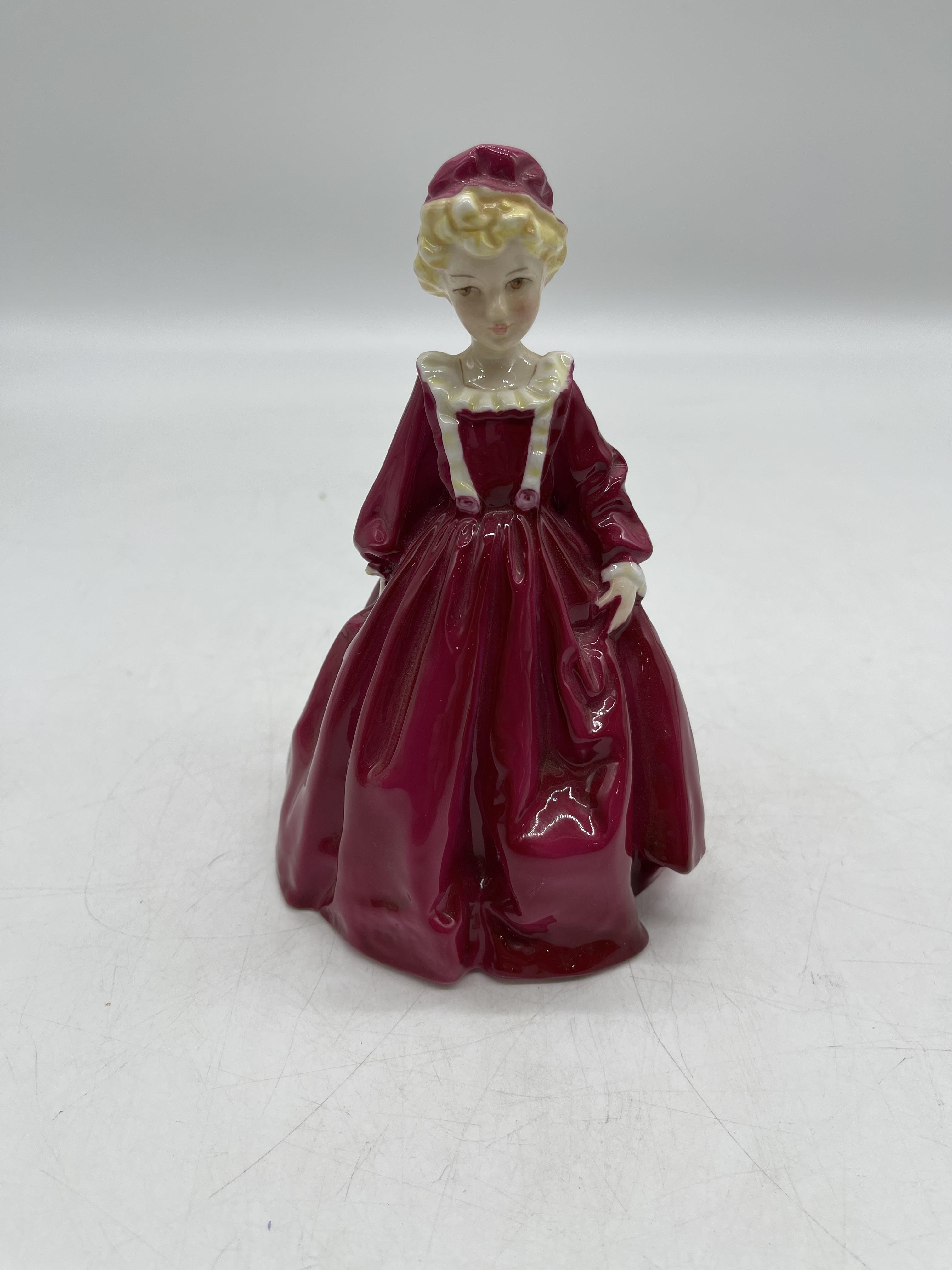 Pink Royal Doulton ceramic figurines - Image 32 of 41