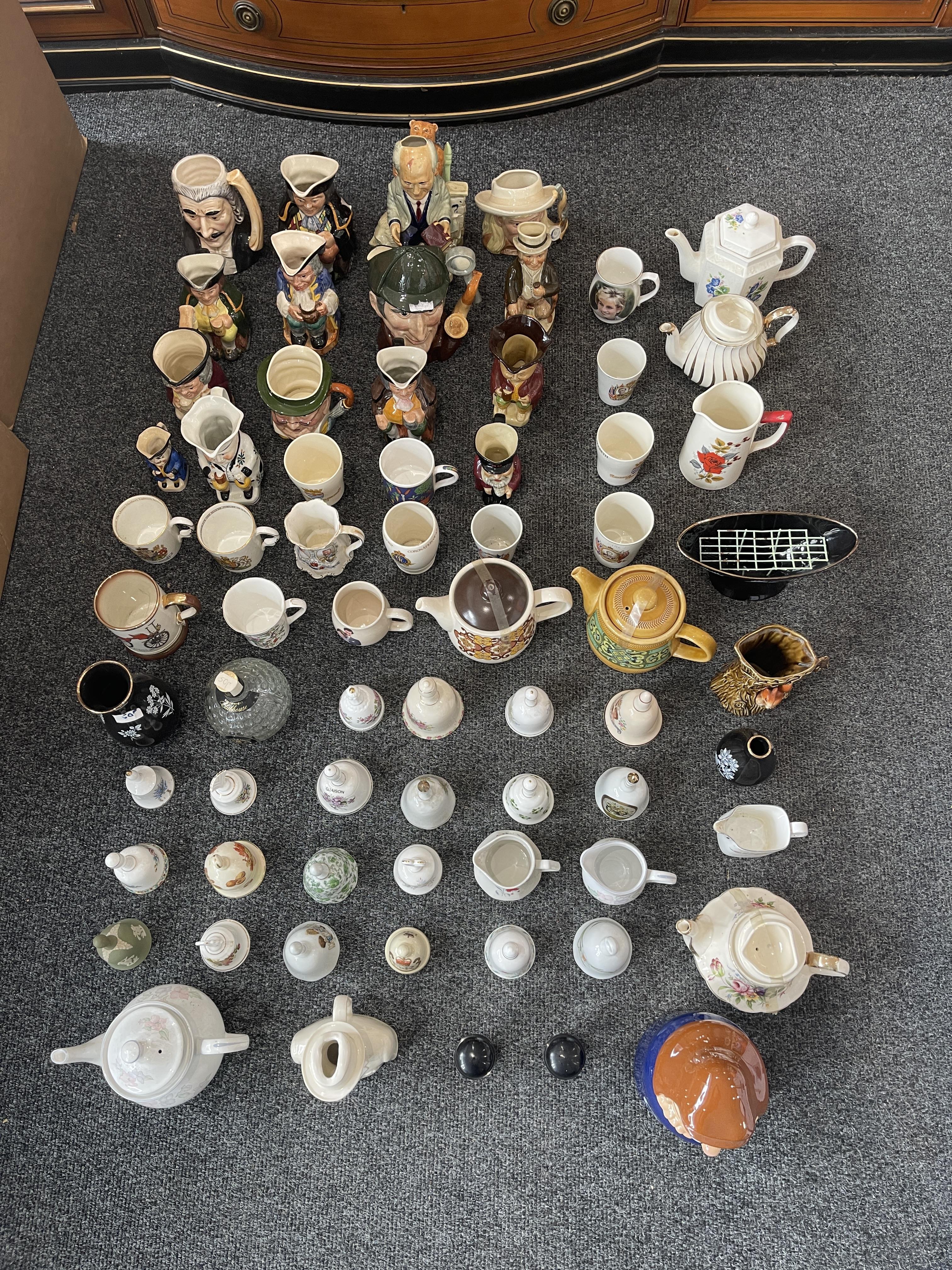 Collection of Mixed ceramics, may be damage to some.