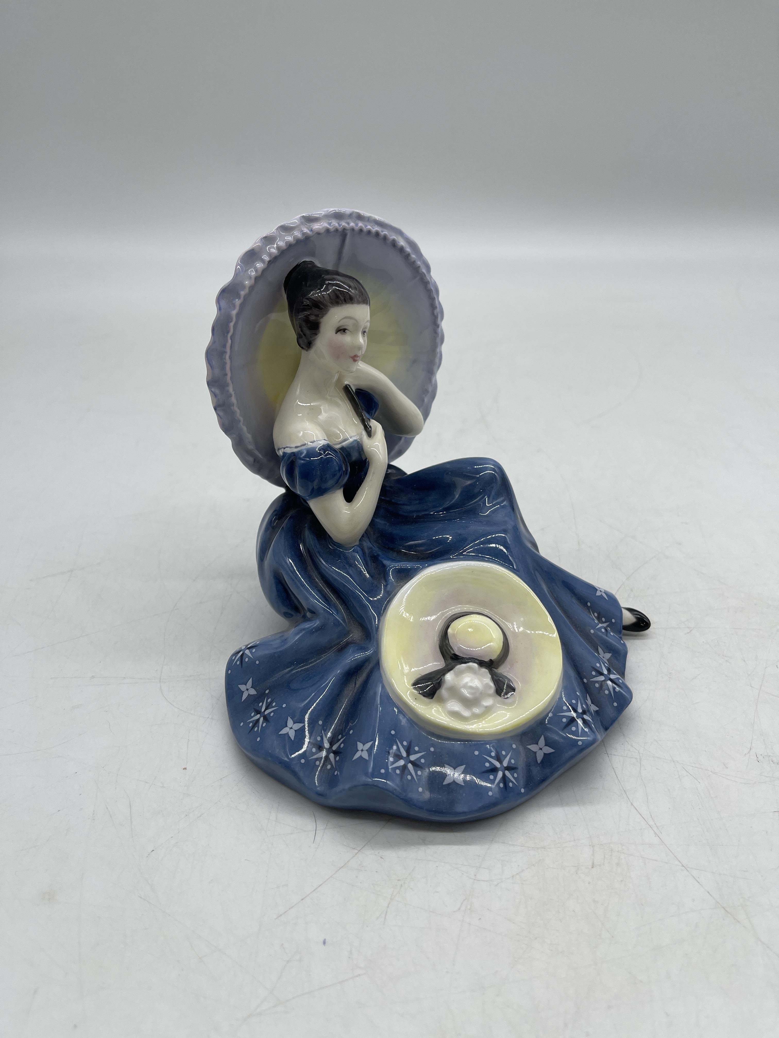 Blue Royal Doulton ceramic figurines - Image 31 of 34