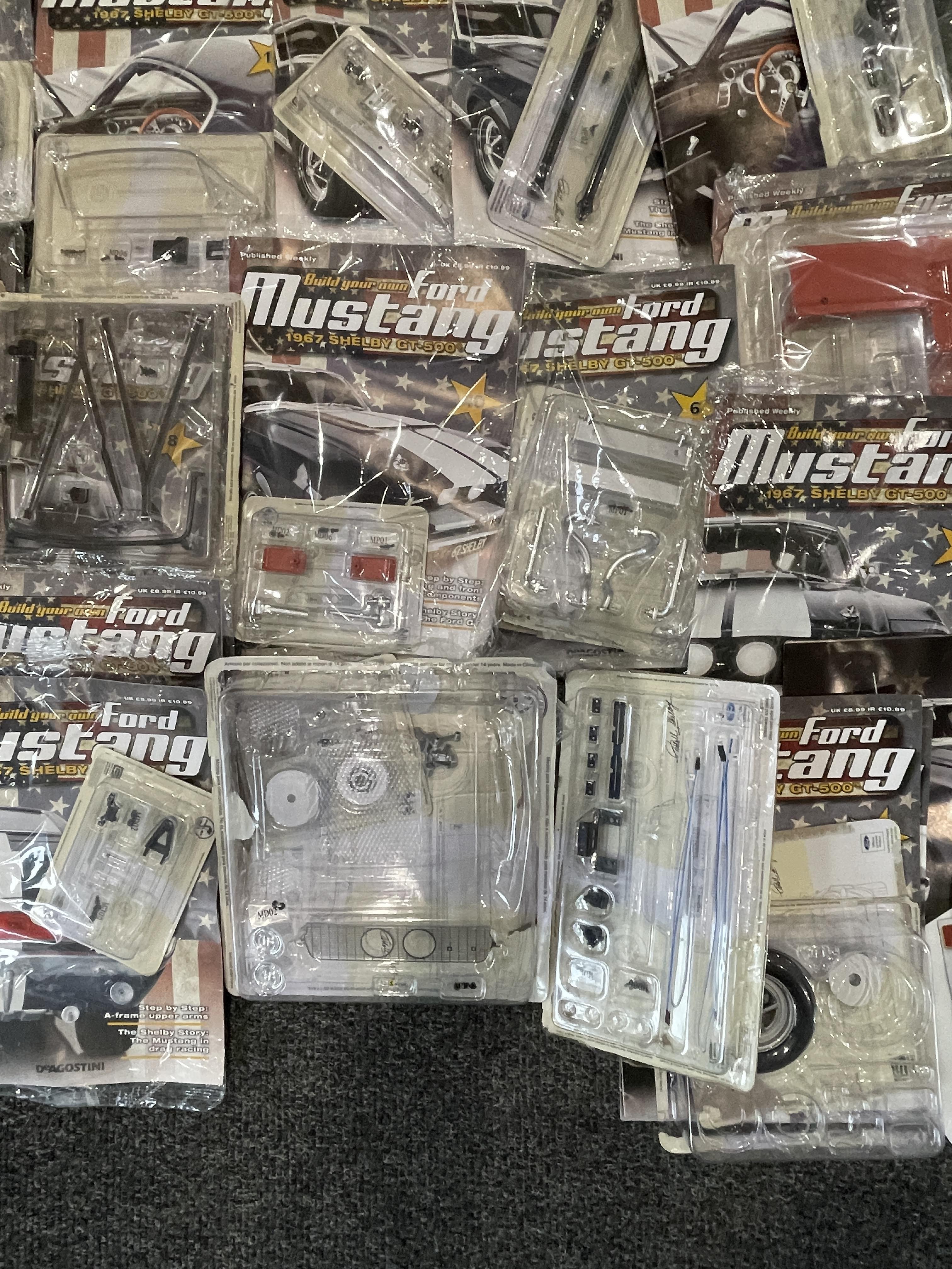 Mixed lot of Mustang Magazines and Parts for model cars - Image 20 of 20